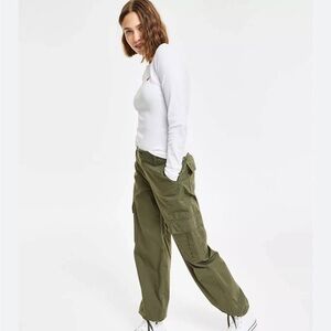 94 baggy Levi’s cargos